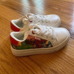 USA boys 8 marvel sneakers